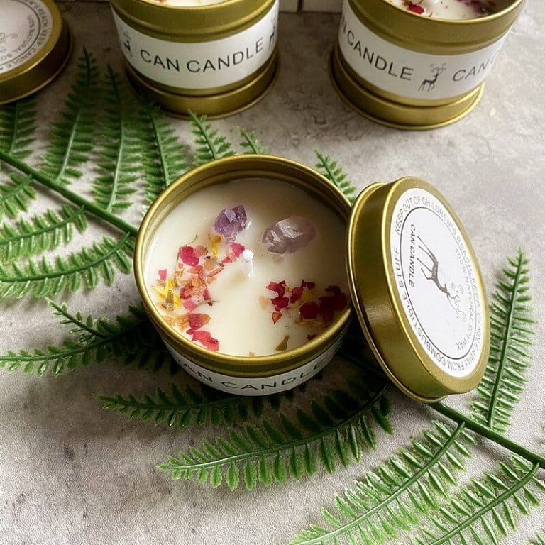 Bougie avec pierre lithothérapie et fleurs séchées 3
