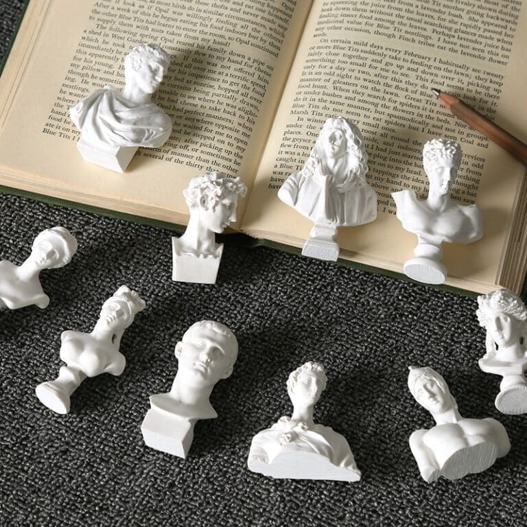 Petite statuette grecque 6